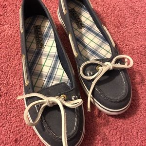 Women’s Sperry Size 6.5